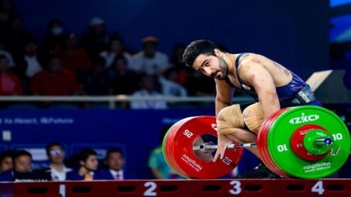 ۶ وزنه‌بردار ایرانی